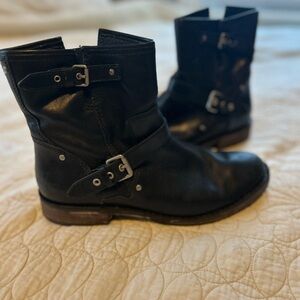 UGG® AUSTRALIA FABRIZIA BLACK LEATHER BIKER ANKLE BOOTS